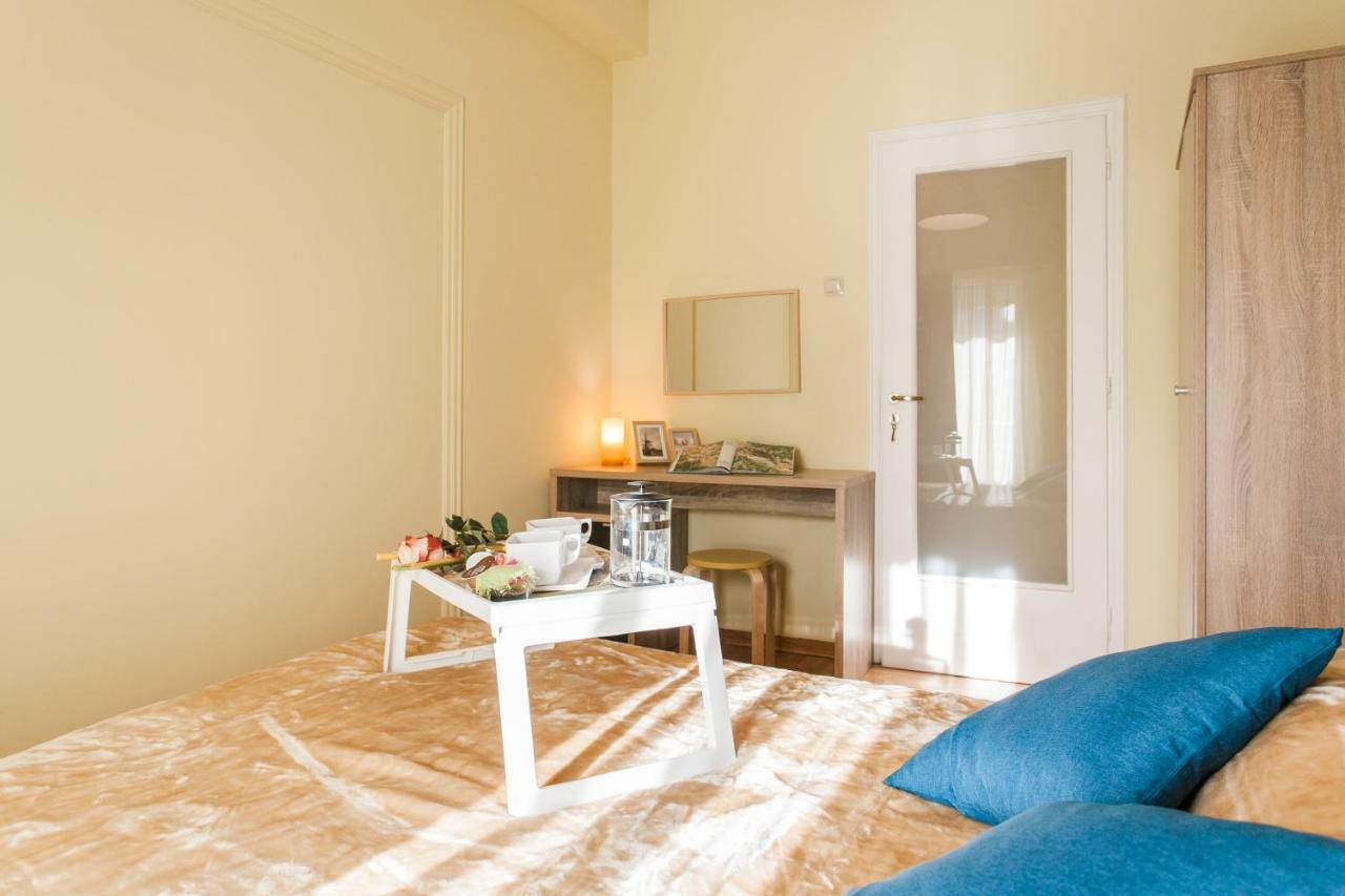 Private Central View Rooms In Apartment Near To Acropolis Metro Station Athen Exterior foto